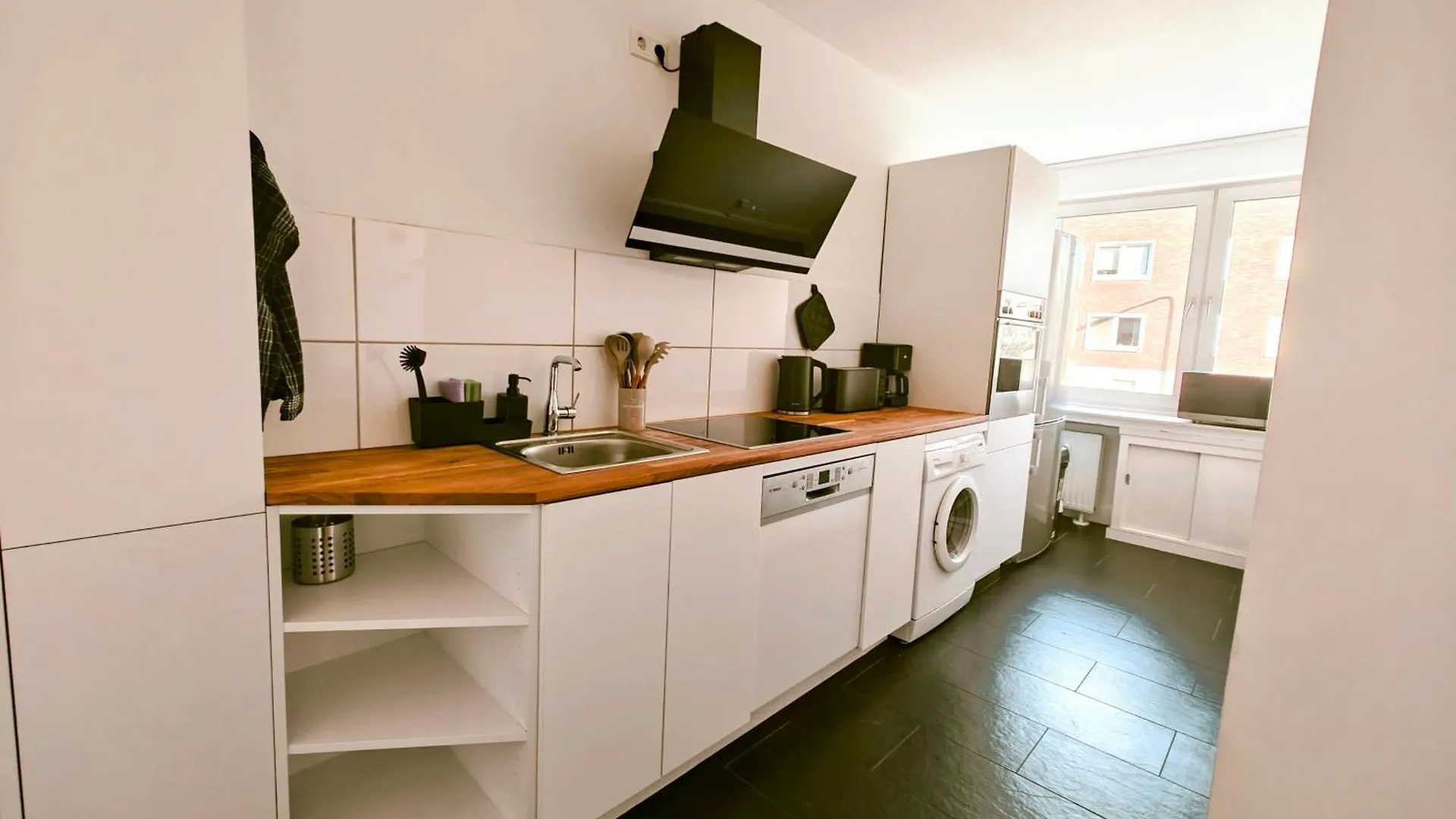 3 Room Downtown Apartment Bilk Dusseldorf 0*,