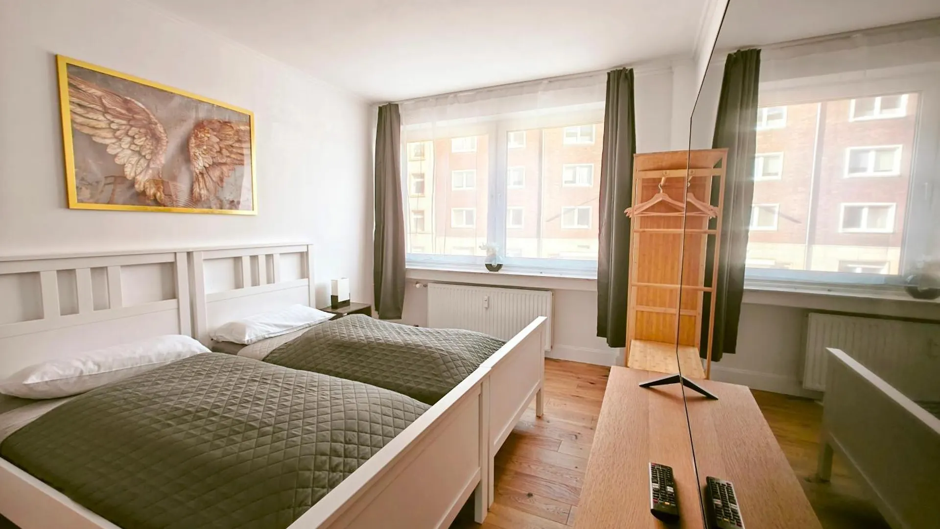 3 Room Downtown Apartment Bilk Dusseldorf