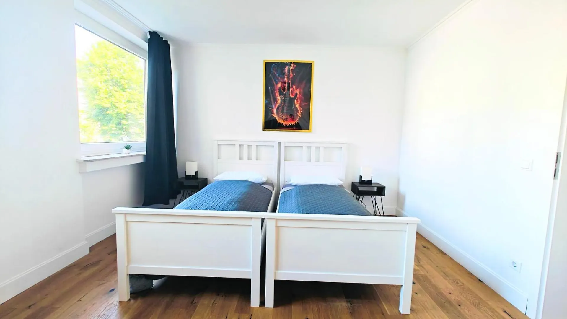 3 Room Downtown Apartment Bilk Dusseldorf Germany